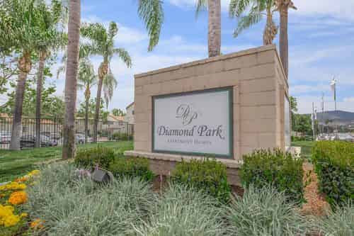 Diamond Park, Santa Clarita - Santa Clarita, California, United States - Exterior