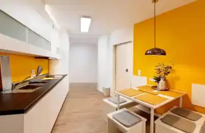 Ostendstraße, Berlin - Berlin, Germany - Kitchen