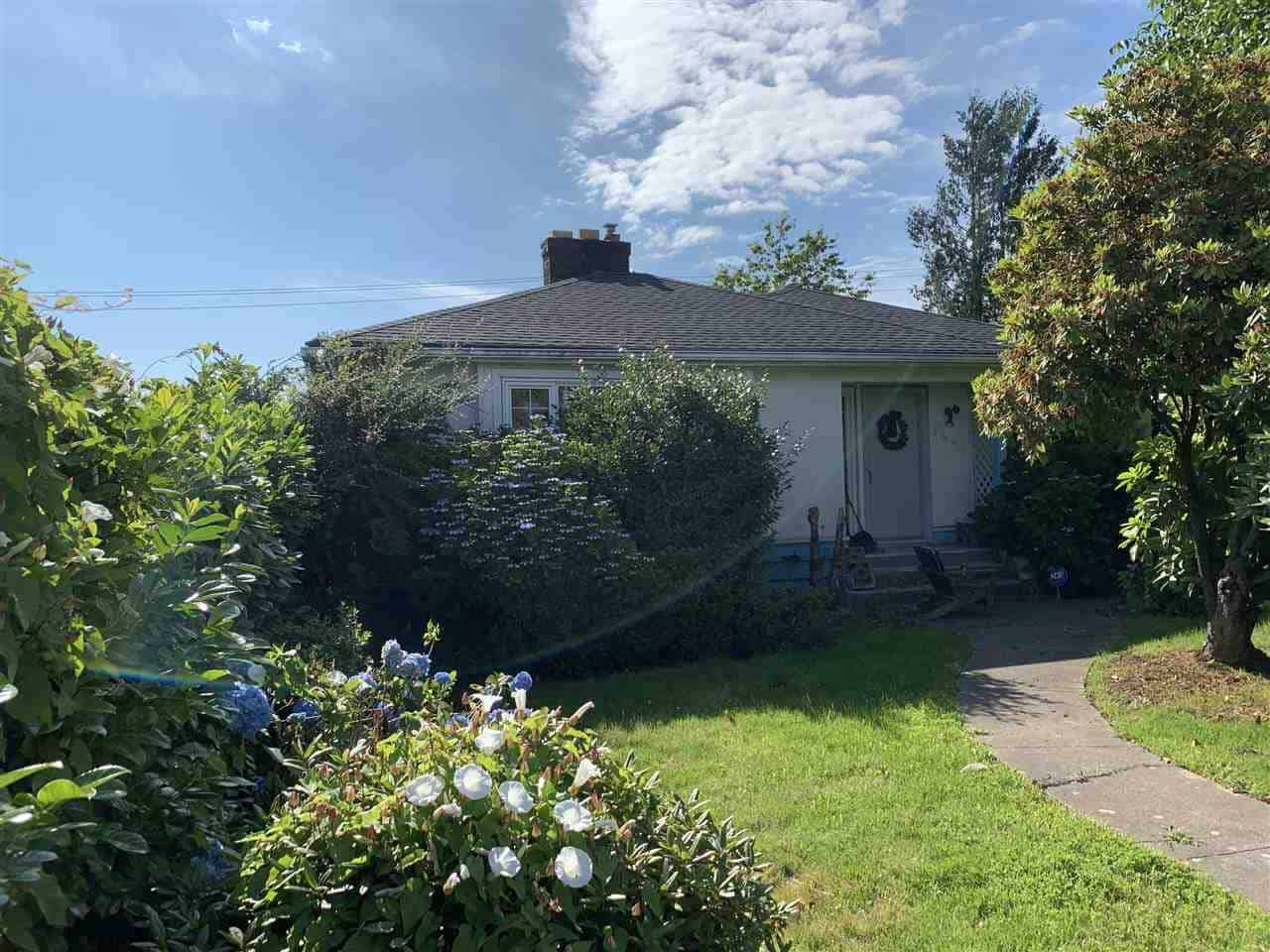 7441 Granville St, Vancouver - Vancouver, Canada - Exterior