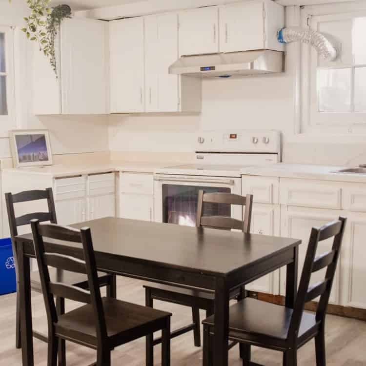 Granville Basement (1 Bed 1 Bath) - Amenities?w=400&h=260&fit=crop&q=40&auto=format&trim=auto