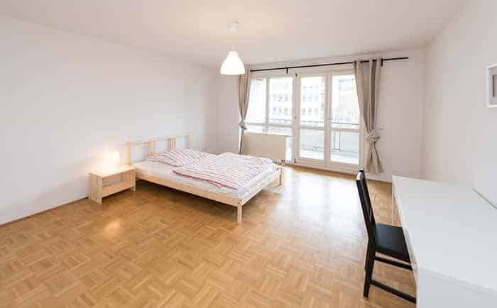 Elisabethstraße, Munich - Munich, Germany - Bedroom