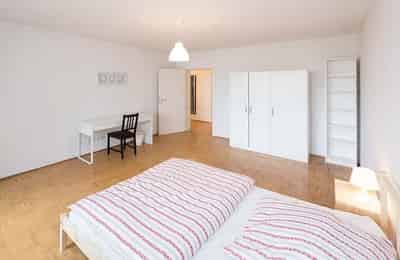 Elisabethstraße, Munich - Munich, Germany - Bedroom
