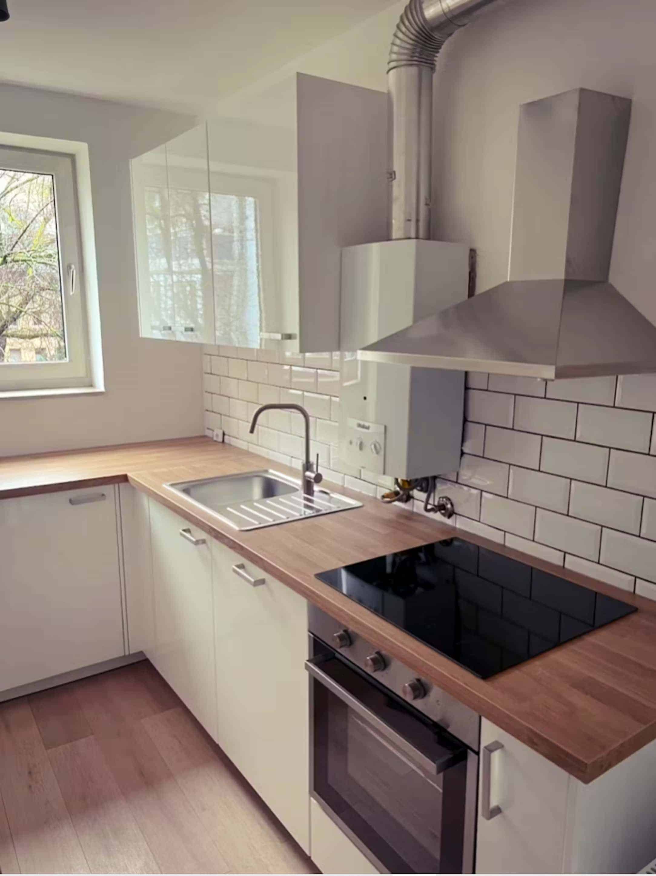 Am Geistpförtchen, Frankfurt - Frankfurt, Germany - Kitchen