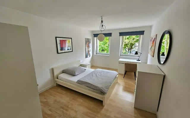 Oeder Weg, Frankfurt - Frankfurt, Germany - Bedroom