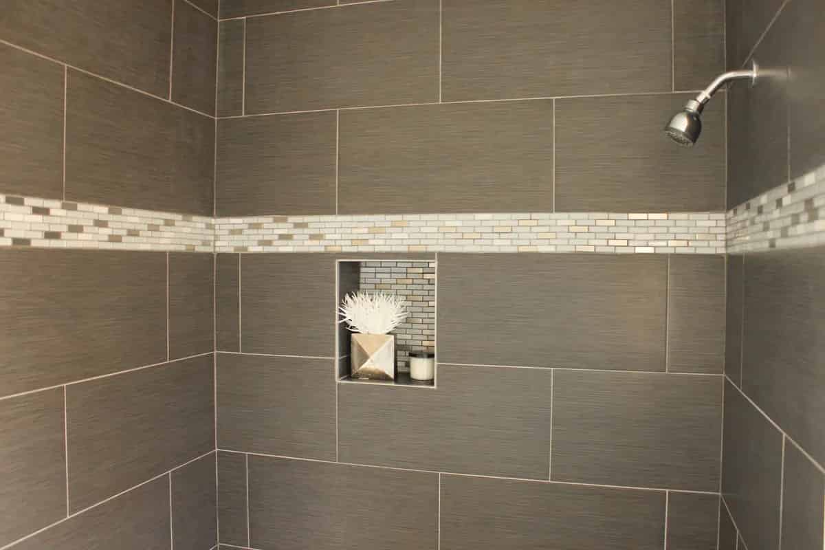 1373 W 37th Dr, Los Angeles - Los Angeles, California, United States - Bathroom