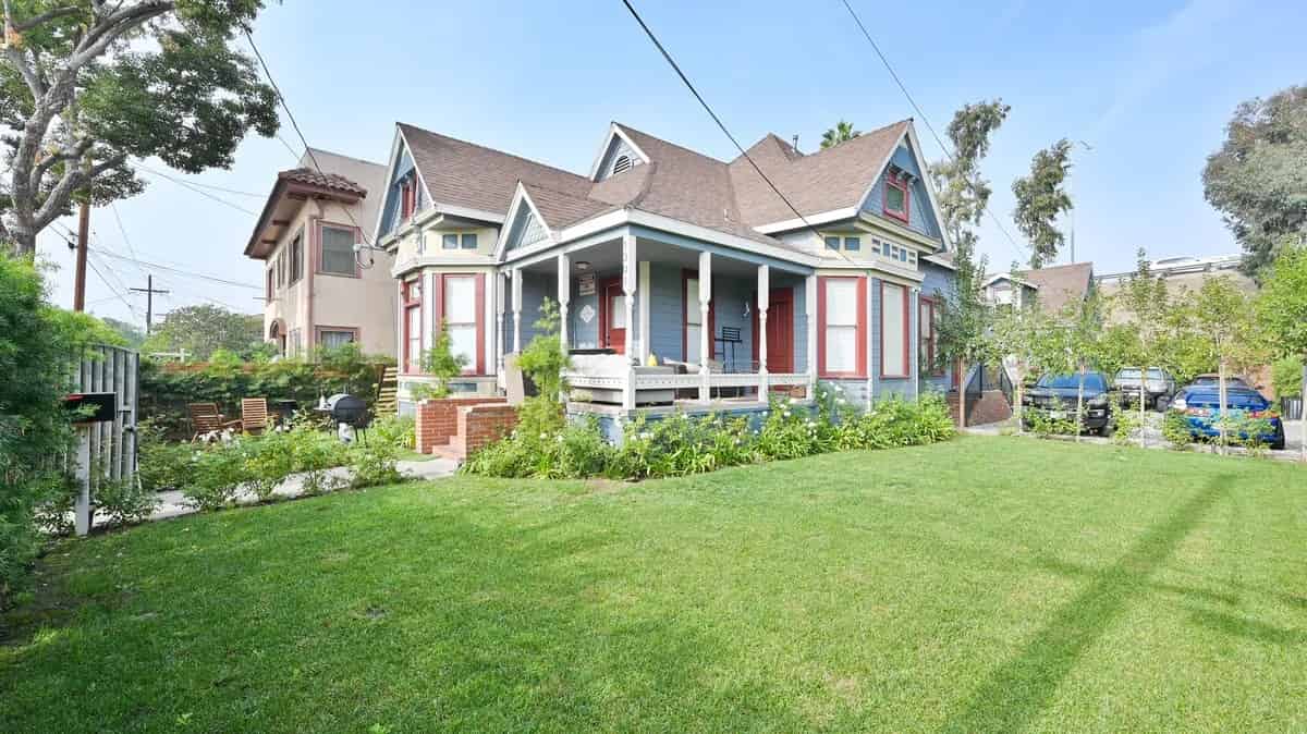 1301 W 22nd St, Los Angeles - Los Angeles, California, United States - Exterior