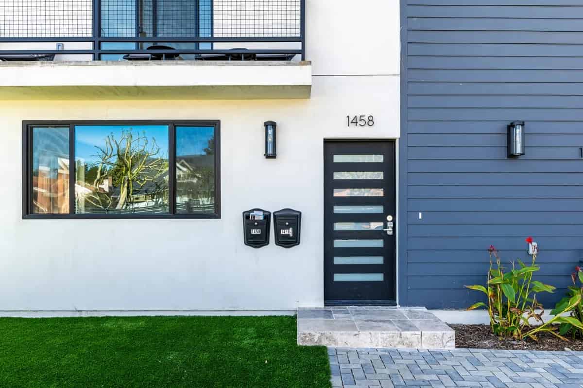1458 37th Pl, Los Angeles - Los Angeles, California, United States - Exterior