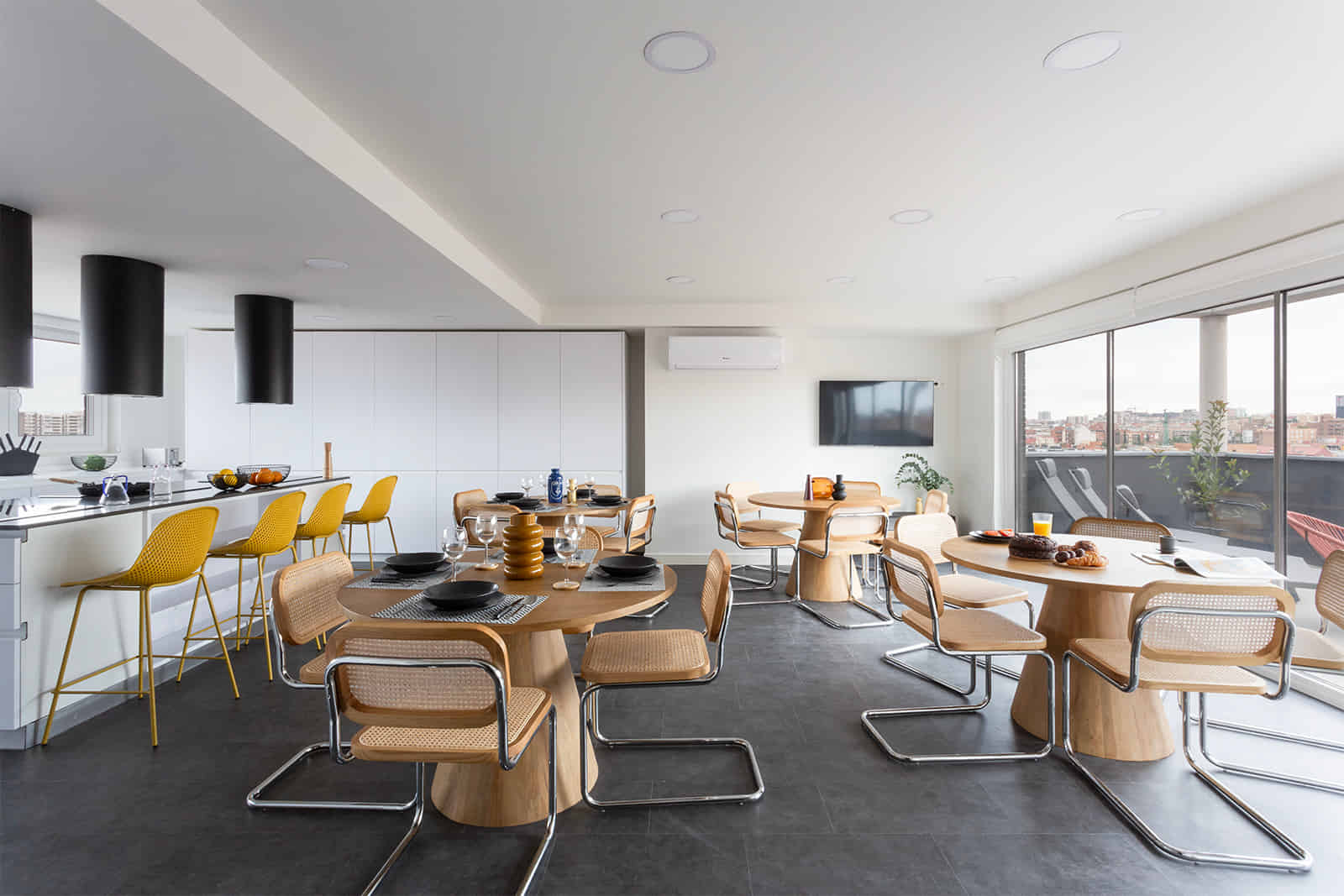 Calle Cantueso (Floor 1), Madrid - Madrid, Spain - Kitchen