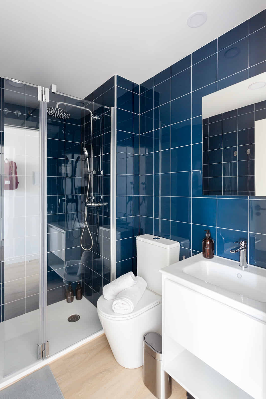 Kitchen?w=400&h=260&fit=crop&q=40&auto=format&trim=auto