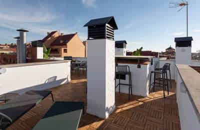 Kitchen?w=400&h=260&fit=crop&q=40&auto=format&trim=auto