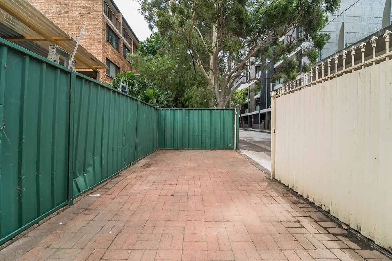 Room in a 4 Bedroom Apartment, 36 William Henry Street, Ultimo, Sydney - Sydney, New South Wales, Australia - Amenities