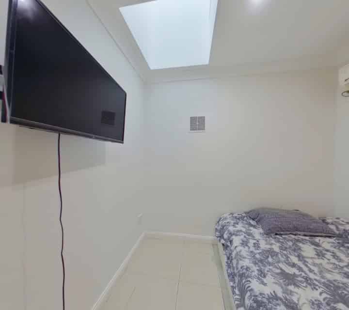 Room in a 5 Bedroom Apartment, 633 Harris Street, Ultimo, Sydney - Sydney, New South Wales, Australia - Room 4 (STD) - Bedroom