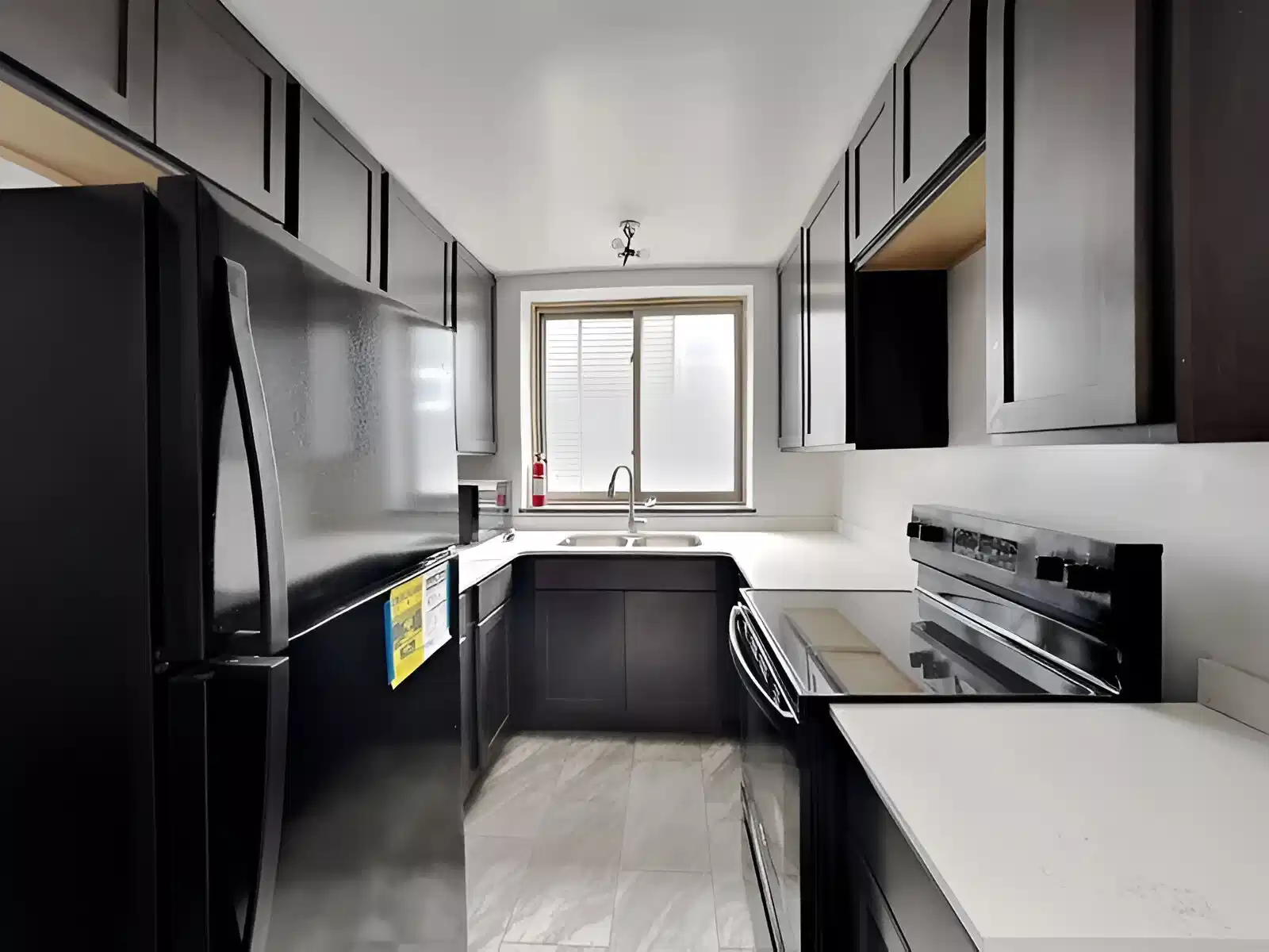 708 S 1st St, Champaign - Champaign, Illinois, United States - Kitchen