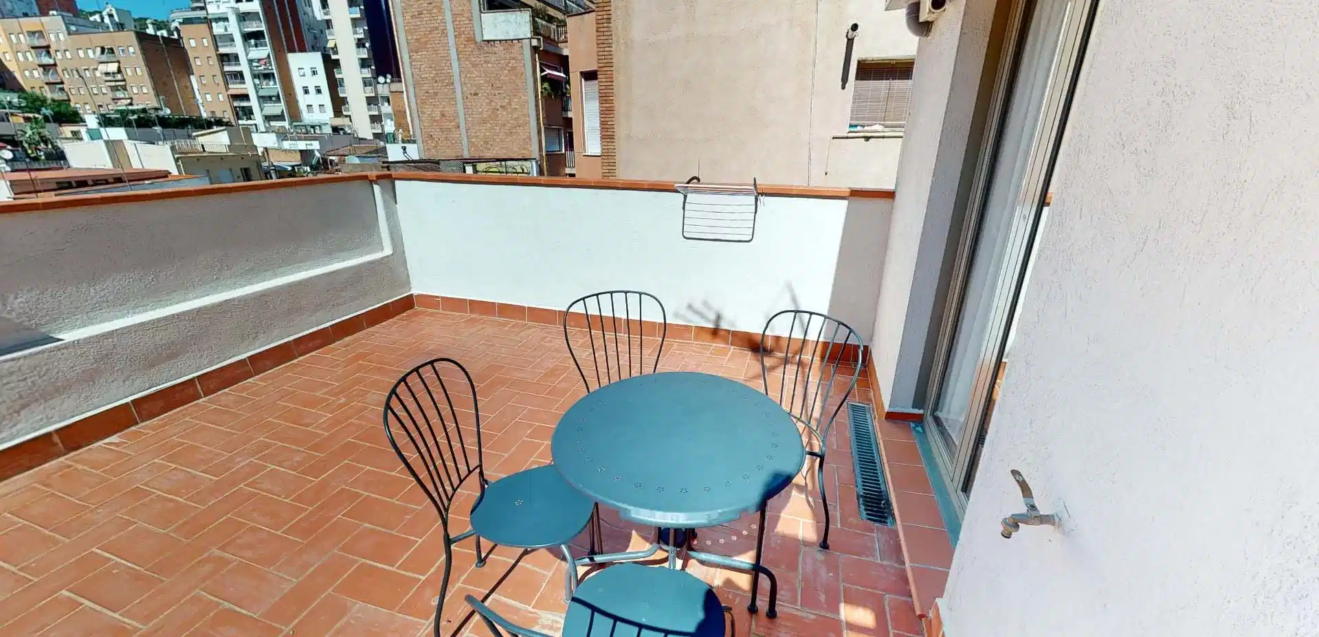 Kitchen?w=400&h=260&fit=crop&q=40&auto=format&trim=auto