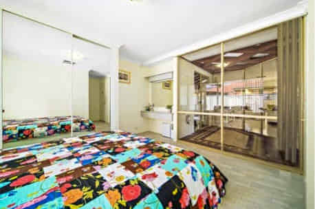 Room in a 6 Bedroom Apartment,  530 Marmion Street, Booragoon, City of Melville 6154 (Room 5) - Perth, Western Australia, Australia - Room 3 - Bedroom