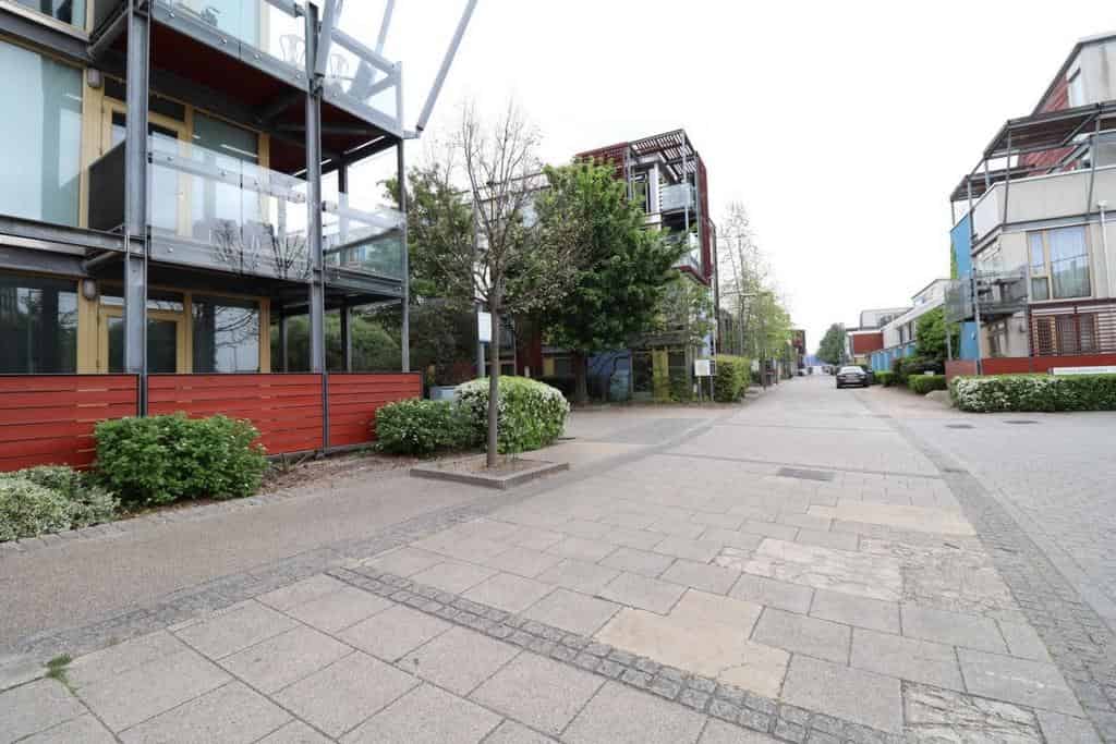 3 bedroom apartment, 64, School Square - London, England, United Kingdom - Exterior