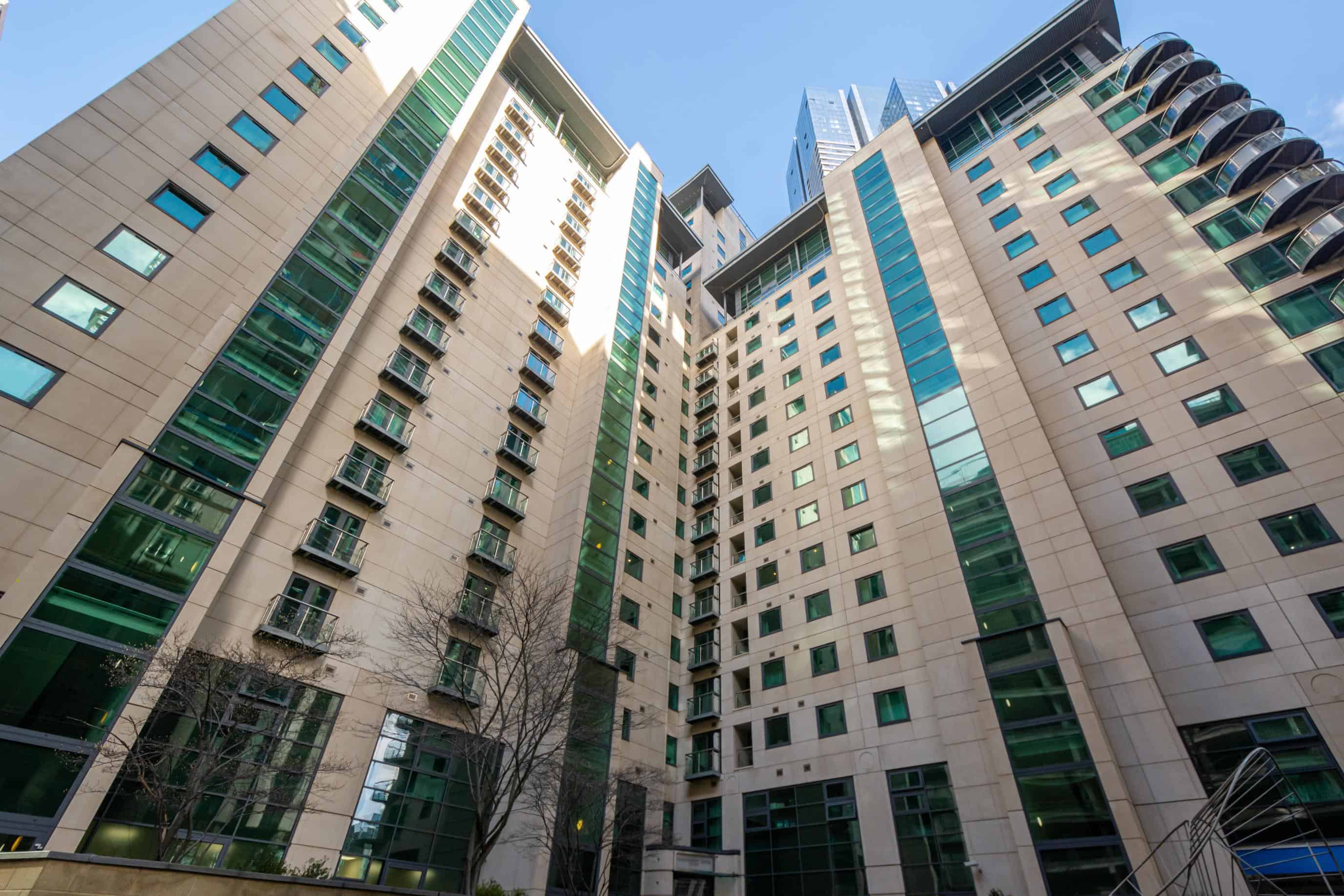 Lovely 2-bedroom apartment in isle of Dogs - London, England, United Kingdom - Property