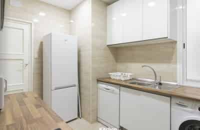 Duque De Sesto, Madrid - Madrid, Spain - Kitchen