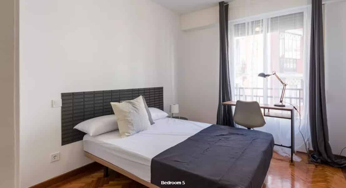 CDA-HAB3 - Bedroom?w=400&h=260&fit=crop&q=40&auto=format&trim=auto