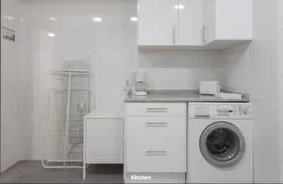 Dr. Castelo, Madrid - Madrid, Spain - Kitchen