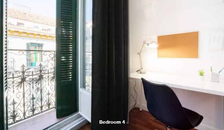 Common Area?w=400&h=260&fit=crop&q=40&auto=format&trim=auto