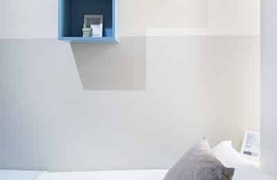 Bathroom?w=400&h=260&fit=crop&q=40&auto=format&trim=auto