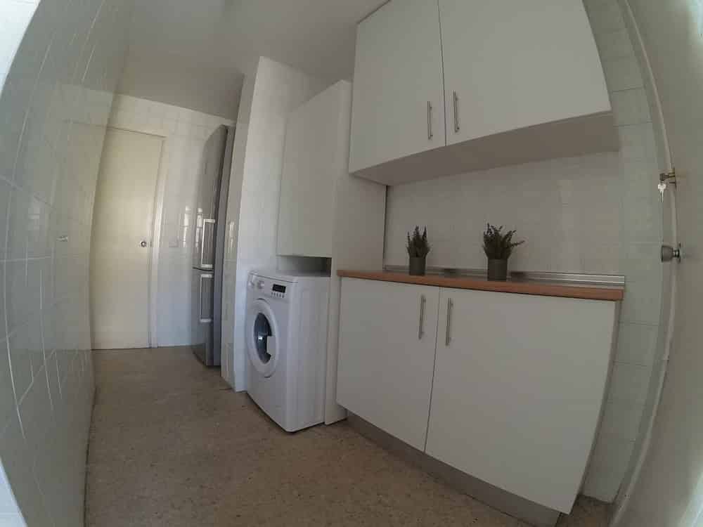 Calle Orense, Madrid - Madrid, Spain - Kitchen