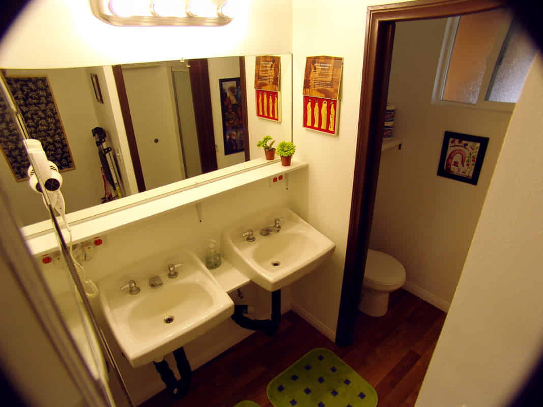 5081 Olivewood Avenue, Riverside - Riverside, California, United States - Private Room with A Shared Bath - Bathroom