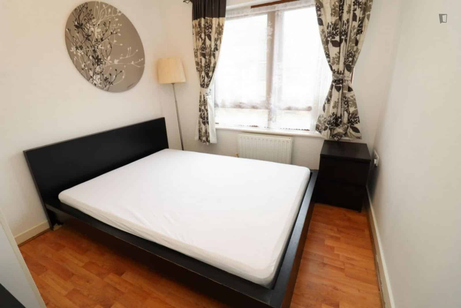 Bedroom 1  - Kitchen?w=400&h=260&fit=crop&q=40&auto=format&trim=auto