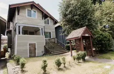 2832 W 3rd Ave, Vancouver - Vancouver, Canada - Exterior