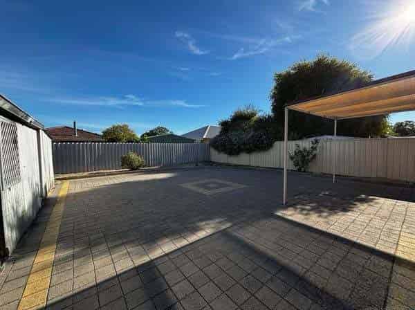 Room in a 4 Bedroom Apartment, 58 Gerard Street, East Cannington, City of Canning, 6107 (Room 4) - Perth, Western Australia, Australia - Exterior