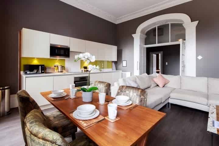 2 Bedroom 1 Bathroom - Bedroom?w=400&h=260&fit=crop&q=40&auto=format&trim=auto
