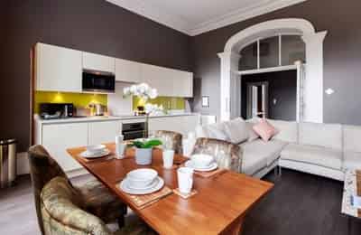 2 Bedroom 1 Bathroom - Bedroom?w=400&h=260&fit=crop&q=40&auto=format&trim=auto
