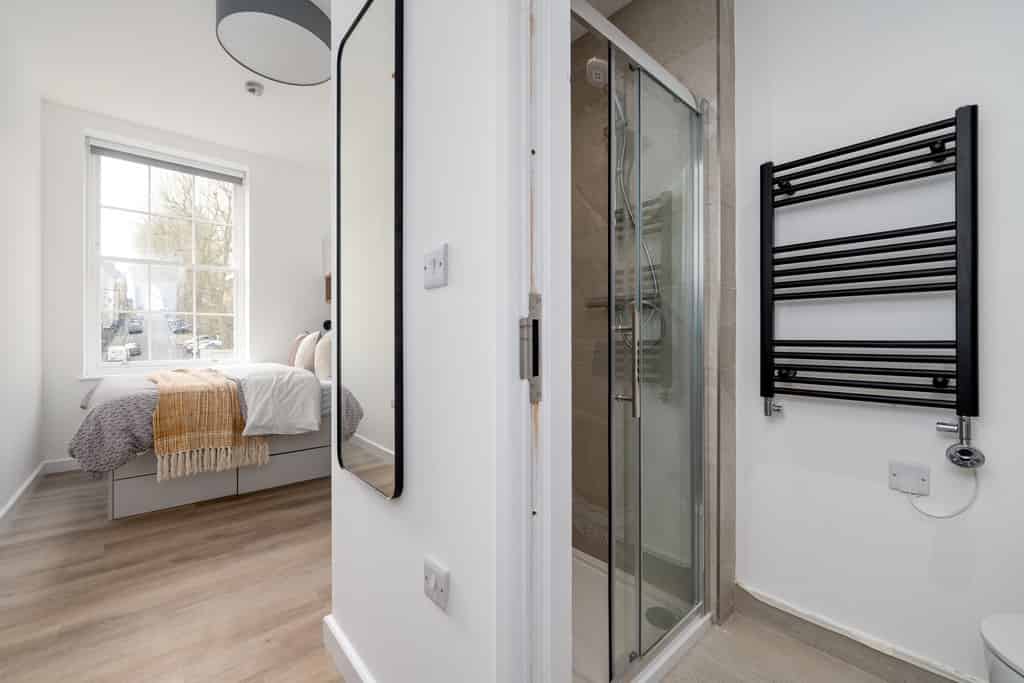 Room in a 3 Bedroom Apartment, 48 Park Street, Bristol, BS1 5JN (6) - Bristol, England, United Kingdom - Bedroom 1 - Bedroom