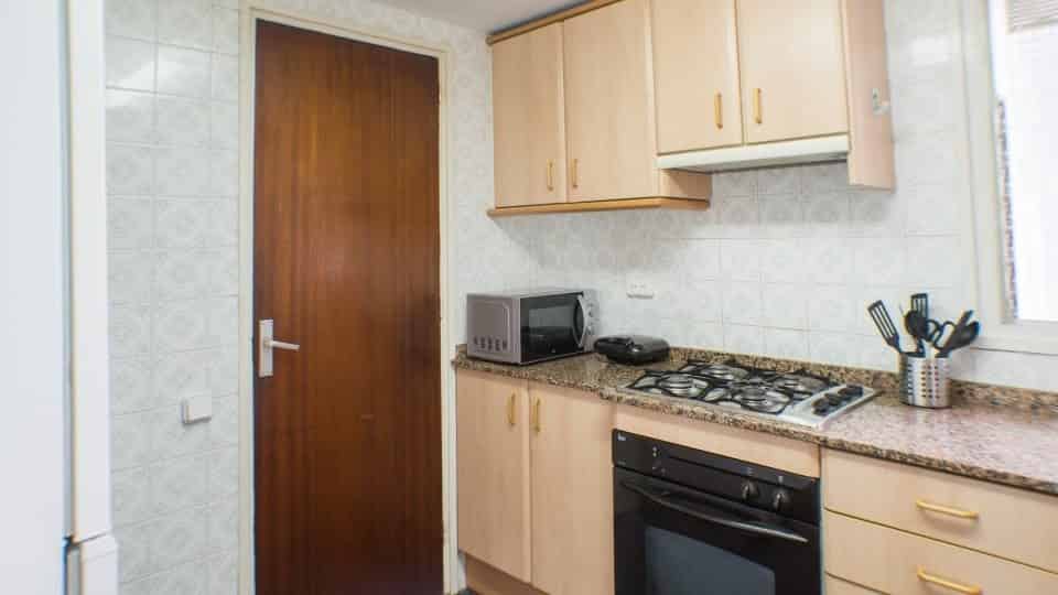 Santa Perpetua, Barcelona - Barcelona, Spain - Kitchen