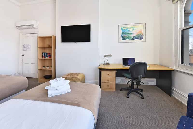Room 8 (Non Ensuite) - Bedroom?w=400&h=260&fit=crop&q=40&auto=format&trim=auto