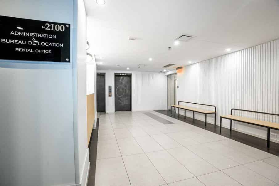Le-2100, Montreal - Montreal, Canada - Common Area