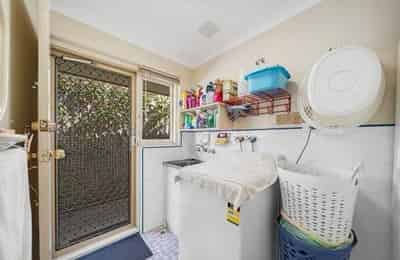 Room in a 5 Bedroom Apartment, 39 King William Street, Bayswater, City of Bayswater, 6053 (Room 2) - Perth, Western Australia, Australia - Bedroom 3 - Amenities