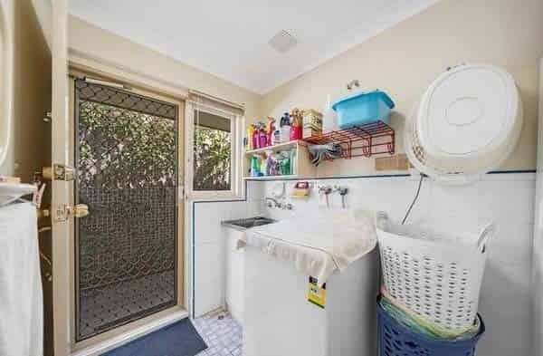 Room in a 5 Bedroom Apartment, 39 King William Street, Bayswater, City of Bayswater, 6053 (Room 4) - Perth, Western Australia, Australia - Bedroom 1 - Amenities