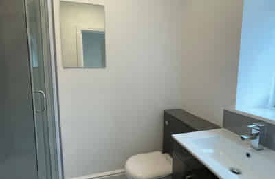Room in a 2 Bedroom Apartment, 20 G Portland Street, Lincoln LN5 7JX - Lincoln, England, United Kingdom - Bedroom 1 - Bathroom