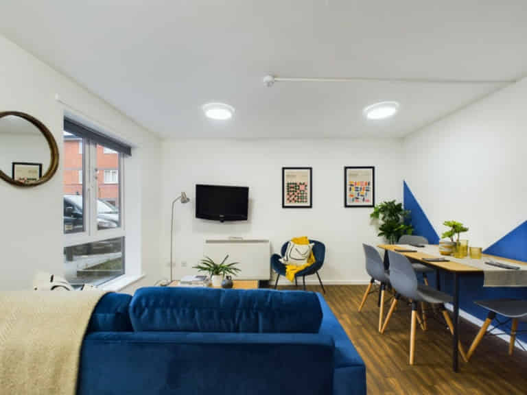 17 Brookside, Derby - Derby, England, United Kingdom - Common Area