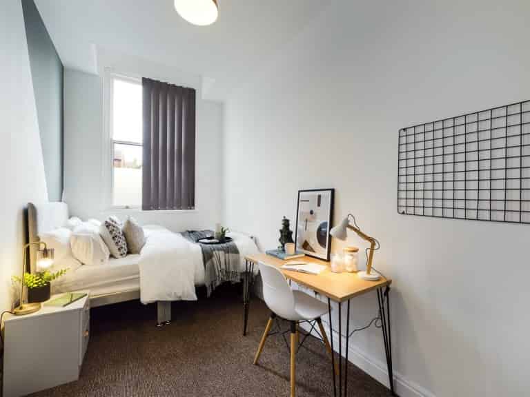 Room in a 4 Bedroom Apartment, Flat 8, 18 China Street, Lancaster LA1 1EX - Lancaster, England, United Kingdom - Bedroom 1  - Bedroom
