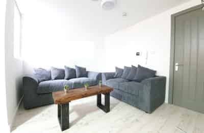 Room in a 7 Bedroom Apartment, 103 Cranborne Road, Liverpool L15 2HY - Liverpool, England, United Kingdom - Common Area
