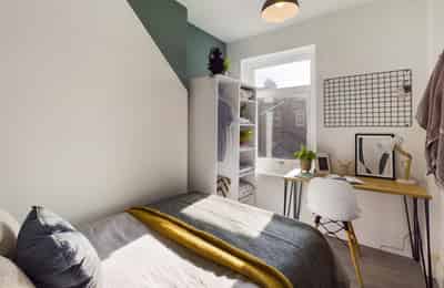 Bedroom 2 - Bedroom?w=400&h=260&fit=crop&q=40&auto=format&trim=auto