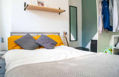 Room in a 3 Bedroom Apartment, 18 Newsham Road, Lancaster LA1 4DG - Lancaster, England, United Kingdom - Bedroom 1 - Bedroom