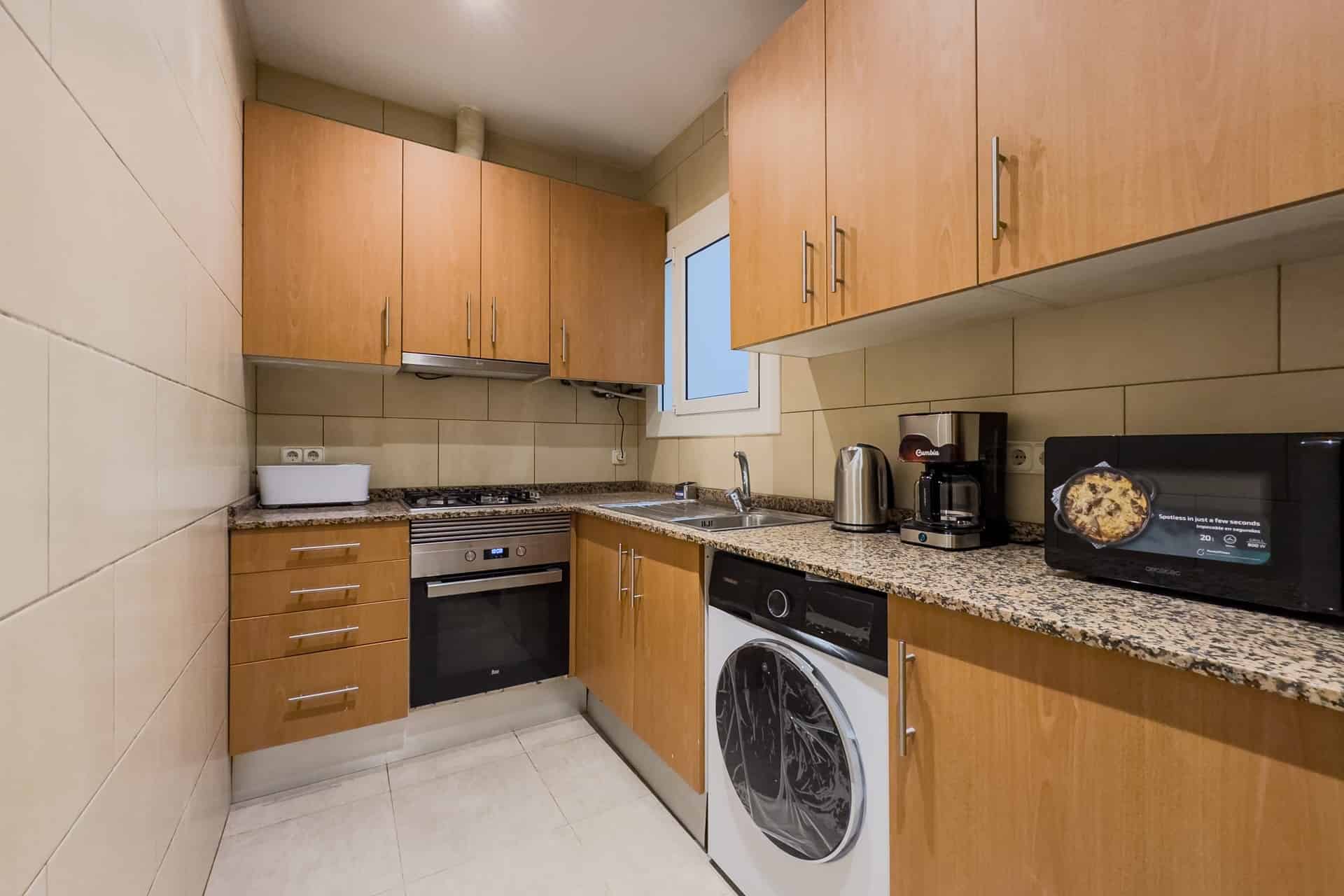 Occidente 4, Barcelona - Barcelona, Spain - Kitchen