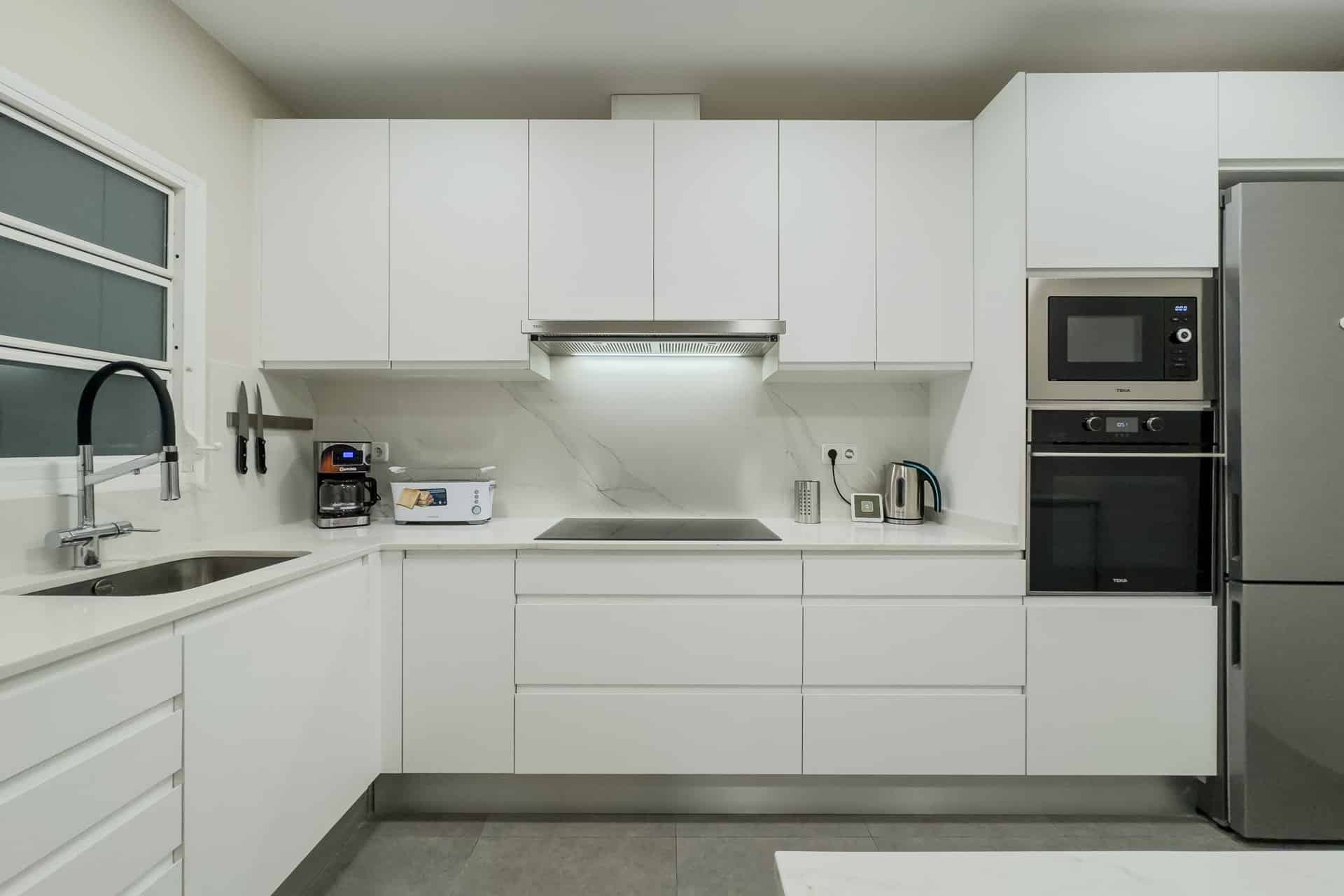 Bertran, Barcelona - Barcelona, Spain - Kitchen
