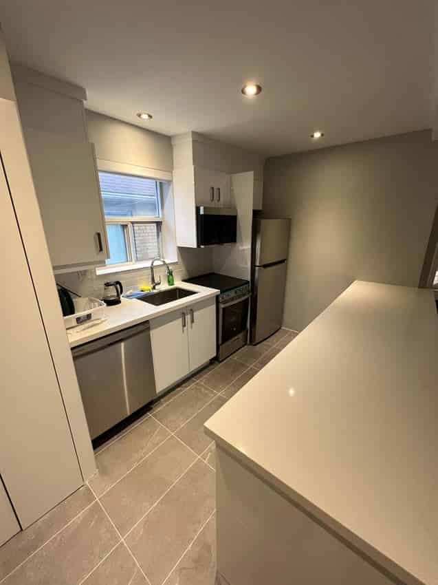 Enlington Ave West & Bathurst St, Toronto - Toronto, Ontario, Canada - Kitchen