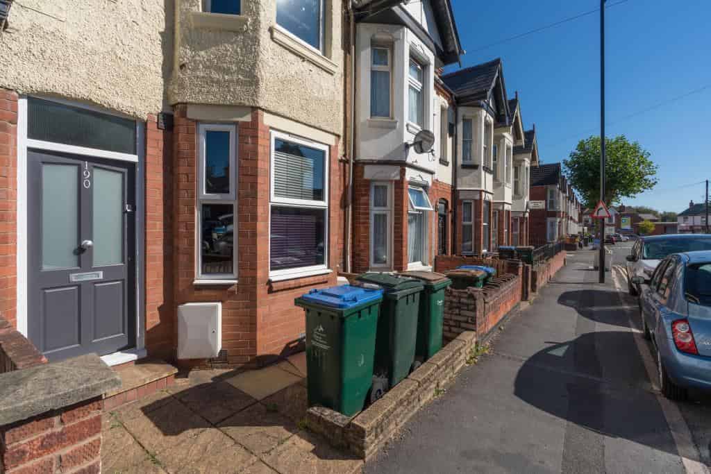 Room in a 7 Bedroom Apartment, 190 Earlsdon Avenue North, Coventry CV5 6GP - Coventry, England, United Kingdom - Exterior