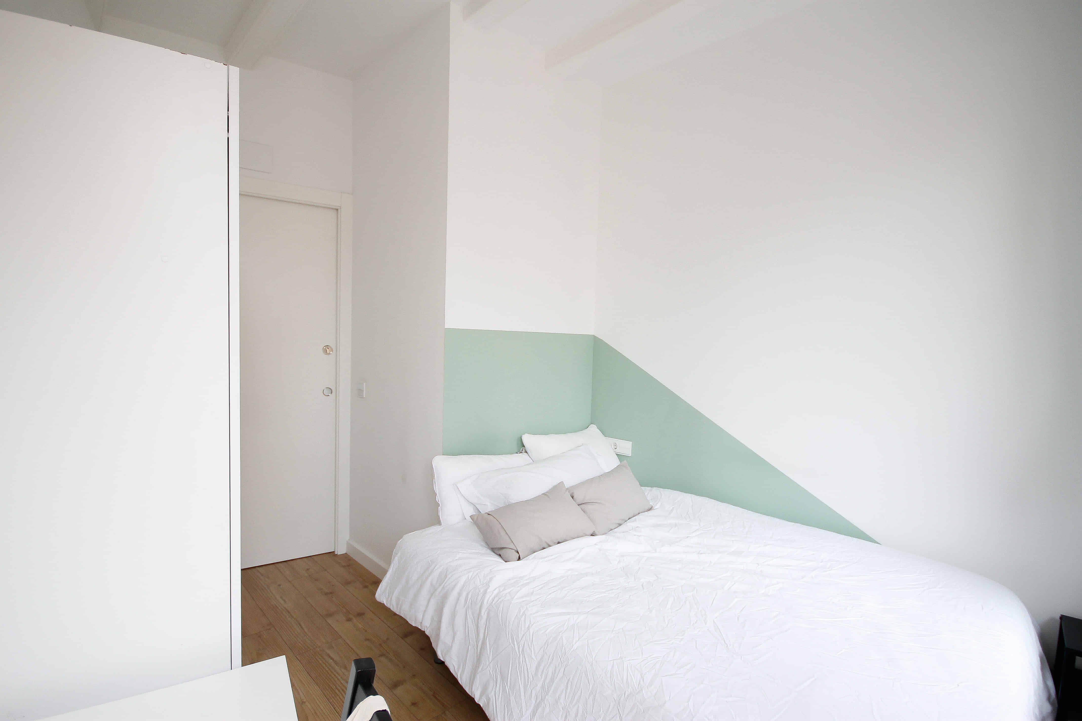 Poeta Cabanyes 14 2-1 Izquierdo, Barcelona - Barcelona, Spain - R0132 - Bedroom